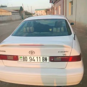 Toyota Camry 1998