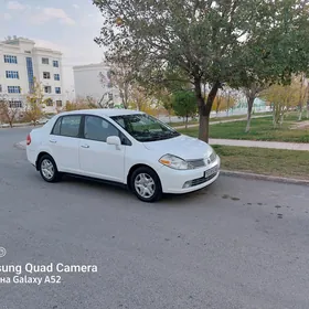 Nissan Versa 2010