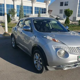 Nissan JUKE 2011