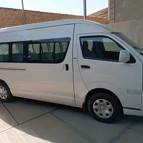 Toyota Hiace 2006