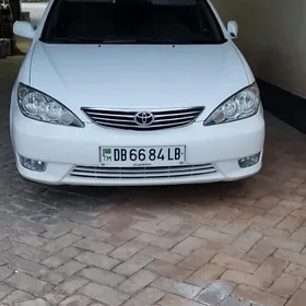 Toyota Camry 2005