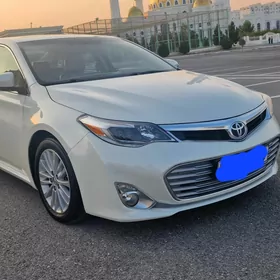 Toyota Avalon 2013