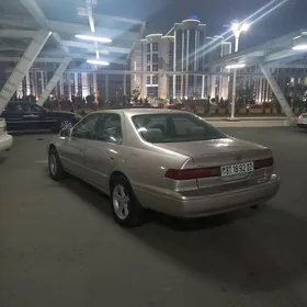 Toyota Camry 1998