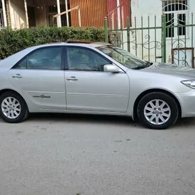 Toyota Camry 2003