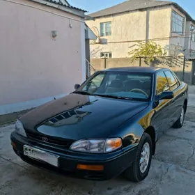 Toyota Camry 1995