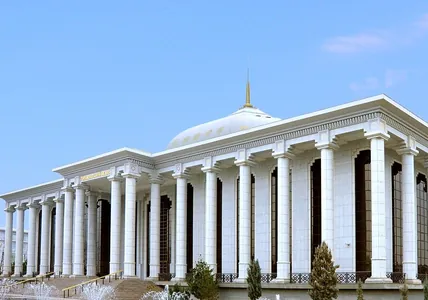 30-njy noýabrda Türkmenistanyň Mejlisi birnäçe kanunlaryň taslamalaryna sereder