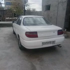 Toyota Carina 1995