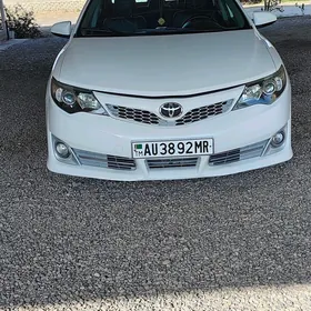 Toyota Camry 2012