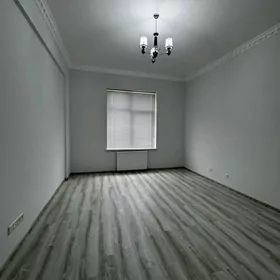 Гуртлы 4этж 4ком 160м²