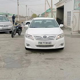 Toyota Camry 2010