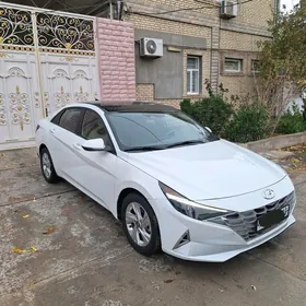 Hyundai Elantra 2021