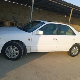 Toyota Camry 1998