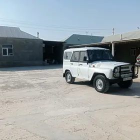 UAZ 469 1995