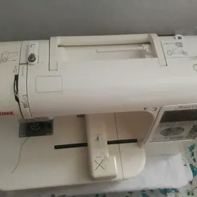 Janome 200 E