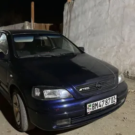 Opel Astra 2000