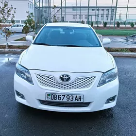 Toyota Camry 2010