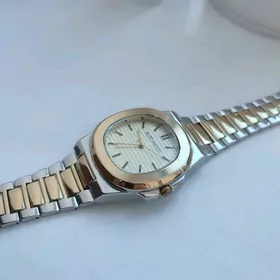 Muzhskoy sagat, Patek Philippe