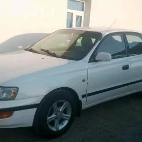 Toyota Carina 1992