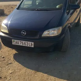 Opel Zafira 2001