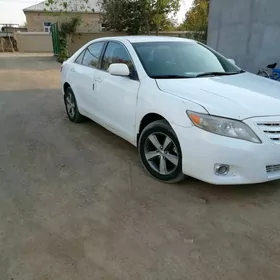 Toyota Camry 2010