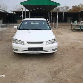 Toyota Camry 1998