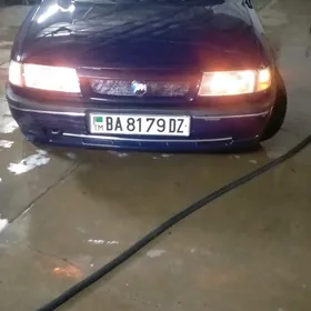 Opel Vectra 1992