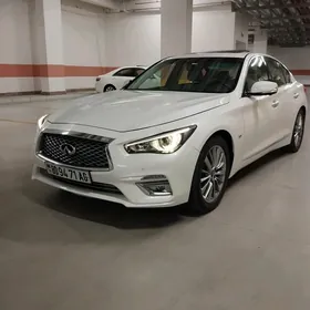 Nissan Maxima 2019