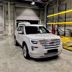 Ford Explorer 2019