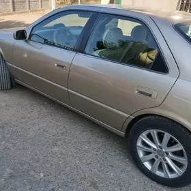 Toyota Camry 1998