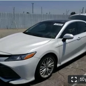 Toyota Camry 2018