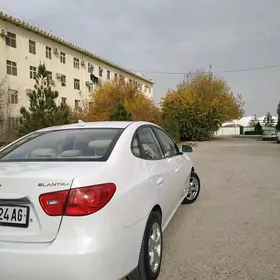 Hyundai Elantra 2010