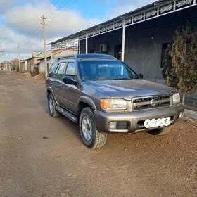 Nissan Pathfinder 2002