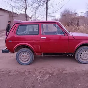 Lada Niva 1981