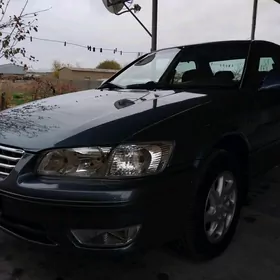 Toyota Camry 2000