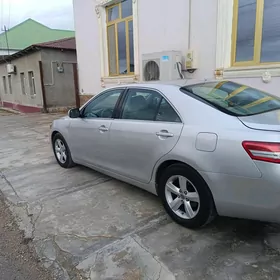 Toyota Camry 2010