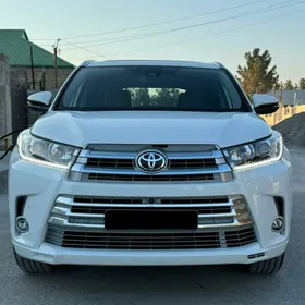 Toyota Highlander 2017