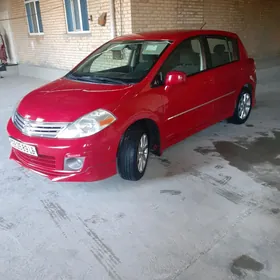 Nissan Versa 2010