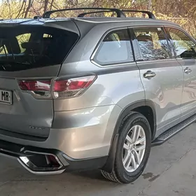 Toyota Highlander 2015