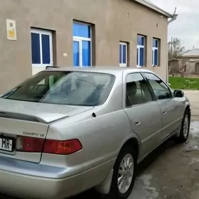 Toyota Camry 2000