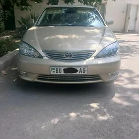 Toyota Camry 2003