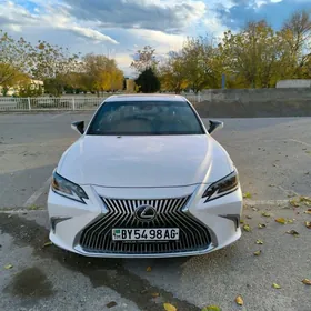 Lexus ES 350 2021