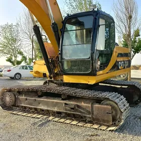 Caterpillar Excavator 2002