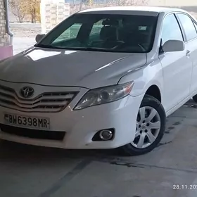 Toyota Camry 2010