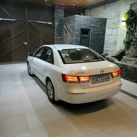 Hyundai Sonata 2008