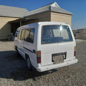 Toyota Hiace 1988