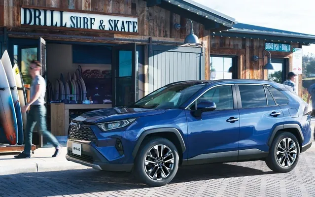 Toyota täze RAV4 2025 krossowerini hödürledi