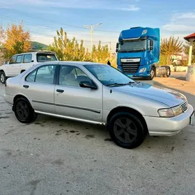 Nissan Sentra 1996