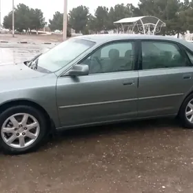 Toyota Avalon 2000