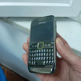 Nokia e71