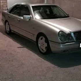 Mercedes-Benz C320 1999